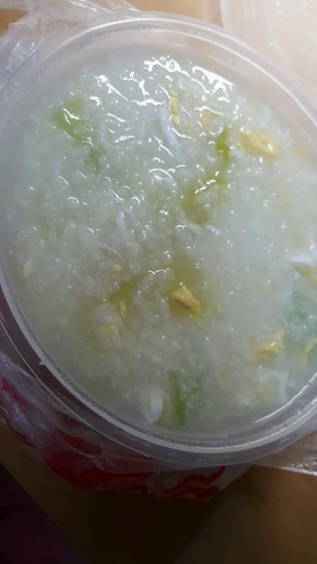 0 经常叫他们家的外卖,咸粥淡一点陪自己买的咸蛋味道赞哦