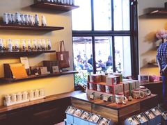 零售区-星巴克(迪士尼小镇店)