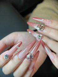 -QHOUSE美甲美睫