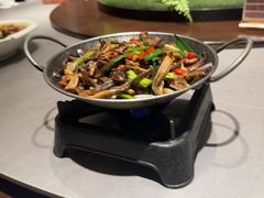 -东口码头·烧鸽子·鱼头泡饼·地方菜(金鹰悦城店)