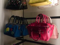 -COACH蔻驰(赛特奥特莱斯店)