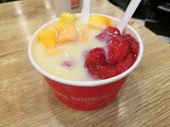 -愉肴麻辣香锅(中山路店)