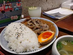 咖喱肥牛饭-肥朵食堂(带梦胡同店)