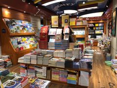 -西西弗书店&矢量咖啡(来福士广场店)