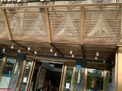 门面-忘情水鱼头·鲜鱼火锅(滨江中路店)