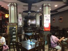 大堂-龙老五汤店(站前西路店)