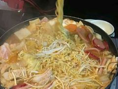泡菜拉面锅-炙韩料理·部队锅专门店