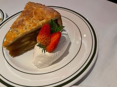 苹果卷-Wolfgang’s Steakhouse 沃夫冈牛排馆(上海白玉兰广场店)