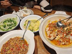 -湘力力小院·鱼汤泡饭(枫林路店)