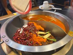 -沸炉重庆老火锅(军事博物馆店)