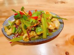 越式酸辣鸡爪-越美小馆·越南料理(曲江店)