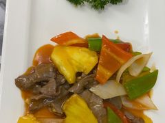 菠萝炒牛肉-成记海鲜粥(意大利风情街店)