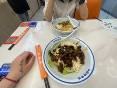 -程胖娃重庆小面(嘉禾金铂店)