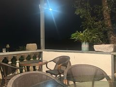 -亮河湾山庄
