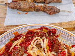 -歹歹的加个面过油肉拌面
