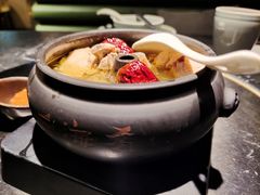 颜气汽锅鸡-云海肴云南菜·蒸汽石锅鱼(青岛万象城店)
