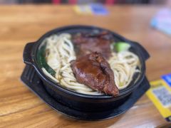 猪脚砂锅面-小义乌砂锅拉面(海事共享区店)