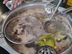 -牛一煲美食(江高店)