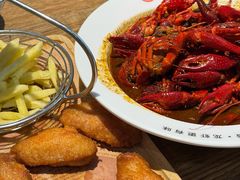-叶派龙虾•招牌香辣蟹·海鲜(中海国际店)