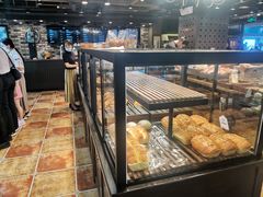 面包甜点陈列柜-红跑车(三孝口店)
