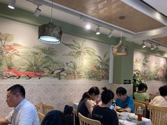 -丽丽三鲜螺蛳粉(田林路店)