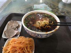 -吾穆勒蓬灰牛肉面·清真(北滨河中路店)