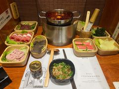 -独食火锅·半米屋台(直营总店)