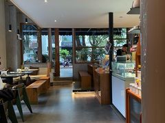 -慢象咖啡(台江店)
