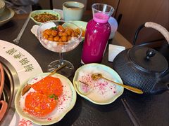 糯香米布-菌自由丨野生菌火锅特色庭院餐厅(丽江古城店)