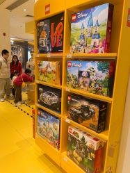 -乐高授权专卖店(岭南站NOVA店)