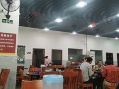 大堂-华仔土鸡店(南洲分店)