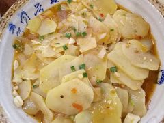 -黄桷树曹家私房菜(江与城店)