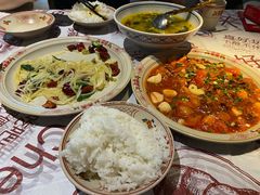 -耙吉吉川味小酒馆(本地人回头店)