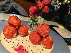 杨梅鳕鱼球-柳莺湖上·湖景餐厅·江南菜(西湖店)