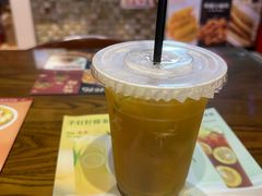 -何记花甲(海岸城旗舰店)