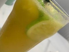 -丽莎沙拉轻食餐厅(国贸店)