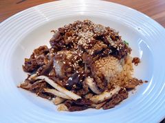 香滋滋牛肉饭-必胜客(浦上万达店)