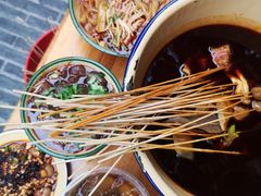 -拈签一笑黄牛肉辣卤串串