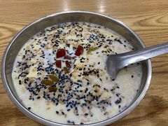 -白翔甜食店