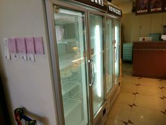 -红宝石·鲜奶小方·海派西点房(金杨店)
