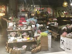 -魔方城市书房(中街益田店)