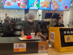 -麦当劳(呼市新华东街店)