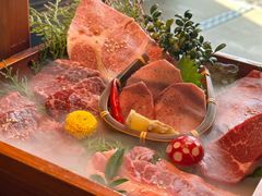 -山川小町·极番烧肉(新地假日广场店)
