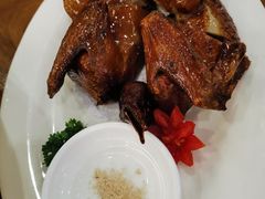 脆皮烧乳鸽-富豪酒家(正大广场店)