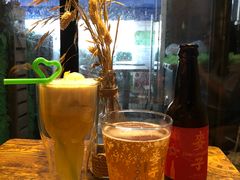 -layback cafe & bar