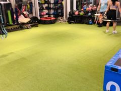 -立峰超越健身中心(先天下店)