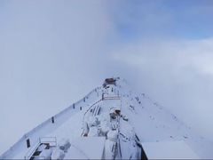 -希尔特峰