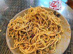 -老鼎万春卤菜(五代传承创始老店)