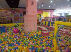-开心果儿童乐园