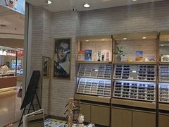 -标准眼镜·蔡司官方授权店(塘沽远洋未来汇店)